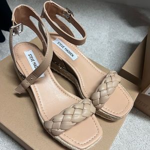 Steve Madden Jeeva size 6.5 sandals